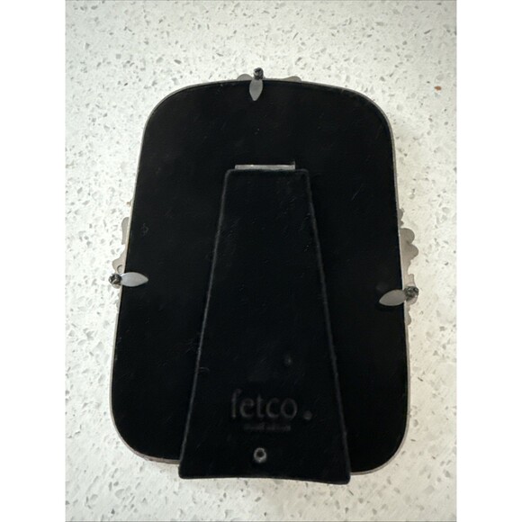 Fetco 5x7 Pewter Picture Frame Ornate Rear Loading Velvet Back and Stand New - Picture 3 of 4